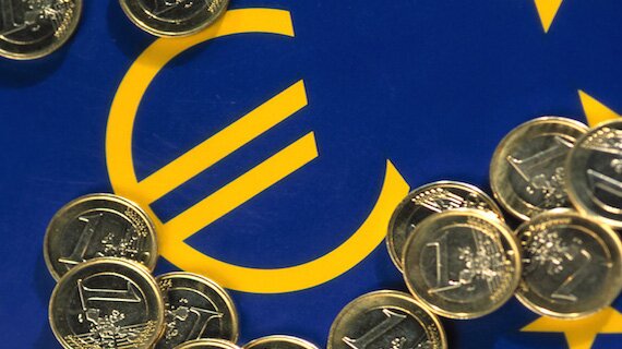 Το ευρώ έγινε 15 ετών…